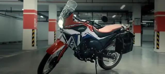 Comparison between single cylinder motorcycle and double cylinder motorcycle, how should motorcycle travel choose?