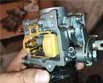 How to clean motorcycle carburetor without disassembling?