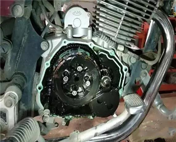 Notes for motorcycle engine maintenance