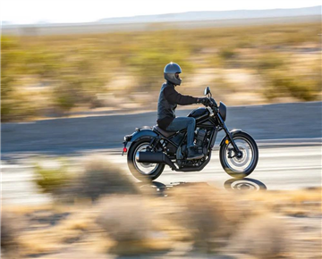 Electric jet motorcycle fuel consumption is low, the engine precise control fuel injection amount is how to achieve?