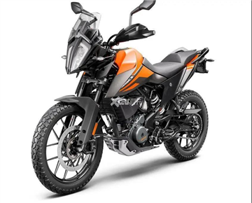 Riding an electric jet motorcycle in winter has obvious advantages, but there are a few precautions!