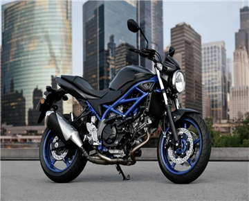 Motorcycle engine only 1/12 of the car, why the fuel consumption is half of the car?