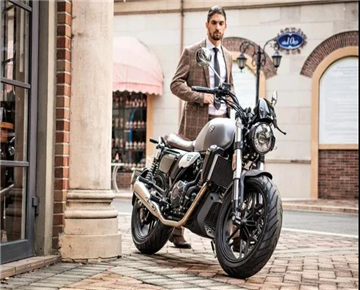 Why do so many people love vintage motorcycles? What kind of people are vintage motorcycles suitable for?