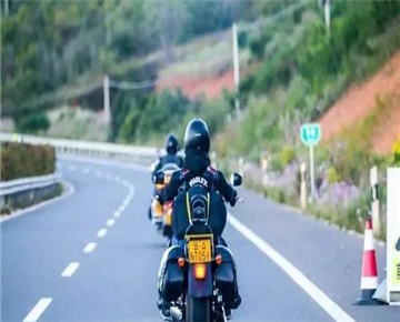 Allow motorcycles on the high speed, is it good or bad!
