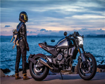 47800元，春风700CL-X Sport发布！Brembo卡钳、KYB减震......