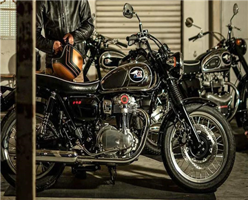Fifty years later, the Kawasaki MEGURO K3 is back to life, defying environmental regulations