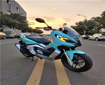 Good looking and wild 150 ADV pedal! The ultimate destination of the knight after 