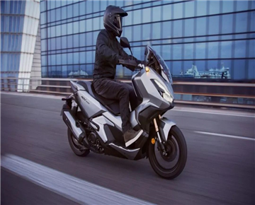 The Honda ADV350 is available in Taiwan Province and costs about 68,595 yuan