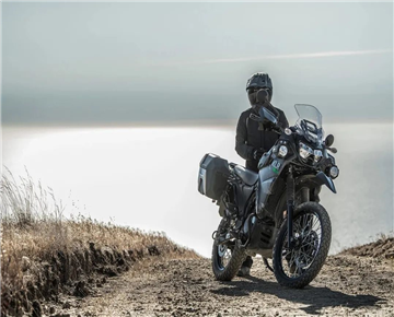 Large X300? Kawasaki's new hard 650 pull exposed