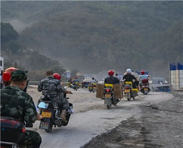 Chongqing sudden fire, the critical moment or motorcycle use big!