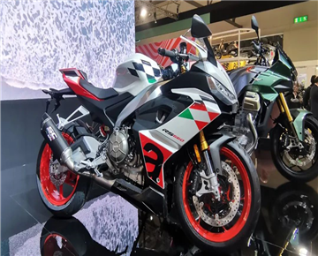 166KG, 100hp, Apulia RS660 track version continues to strengthen