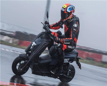 High endurance, high appearance level! Yamaha launches new urban short distance model!