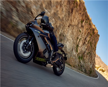 The Triumph Daytona 660 is officially released, priced at about 78,000 yuan